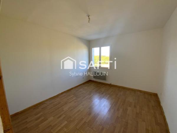 Maison à finir de rénover, 3 chambres, terrain 950m²
