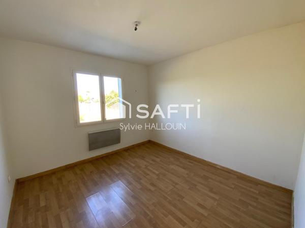 Maison à finir de rénover, 3 chambres, terrain 950m²