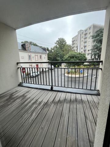 Appartement * 3 Pièces * 78 M² * 44000 Nantes * 900 * 41 * 941,  
Nantes 44000