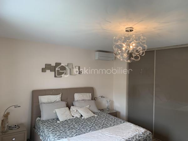 Maison traditionnelle de 159,72 m²