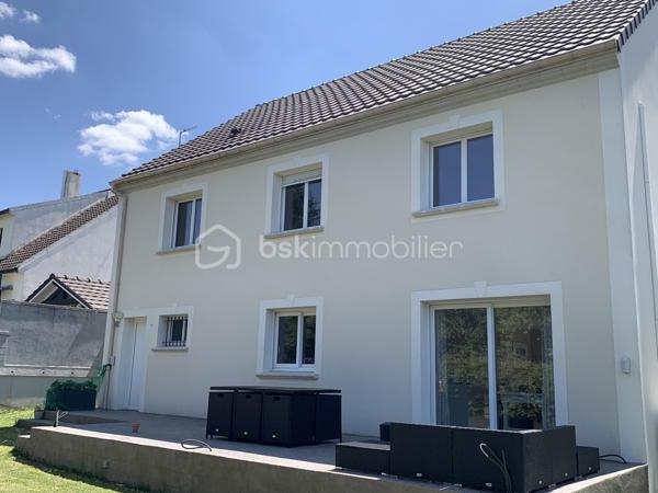 Maison traditionnelle de 159,72 m²