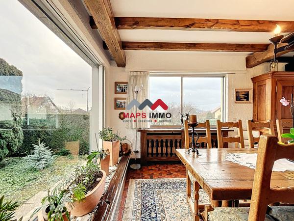Maison
                                                                                                                                                                                                                                                                                                                        7 pièce(s)                                                                                                                                                                                                          4 chambre(s)                                                                                                                                                                                                          205  m²