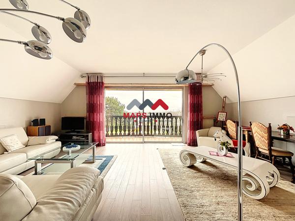 Maison
                                                                                                                                                                                                                                                                                                                        7 pièce(s)                                                                                                                                                                                                          4 chambre(s)                                                                                                                                                                                                          205  m²