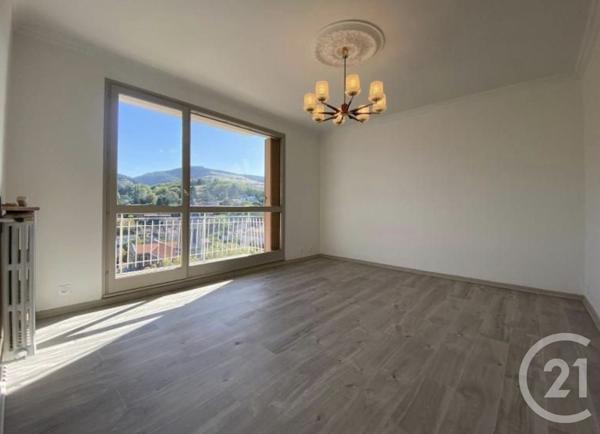 Appartement F4 à vendre  4 pièces - 78,79 m2 ST ETIENNE - 42