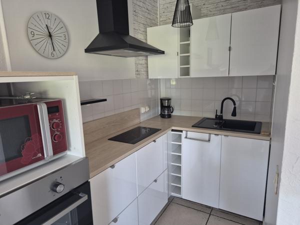 Studio
                                                                                                                                                                                                                                                                                                                        1 pièce(s)                                                                                                                                                                                                                                                                                                                              31.28  m²