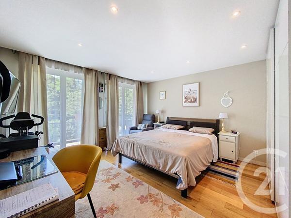 Appartement F5 à vendre  5 pièces - 121,56 m2 SENLIS - 60