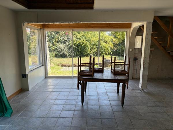 Maison à rénover plus atelier