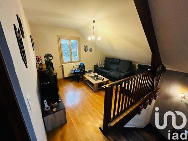 Maison 6 pièces de 120 m² à Oyonnax (01100)