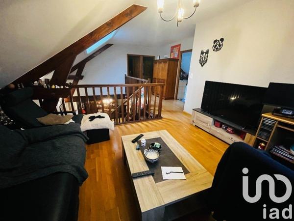 Maison 6 pièces de 120 m² à Oyonnax (01100)