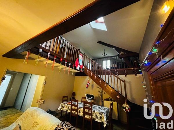 Maison 6 pièces de 120 m² à Oyonnax (01100)