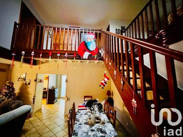 Maison 6 pièces de 120 m² à Oyonnax (01100)