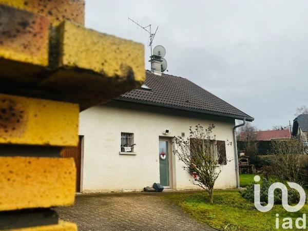 Maison 6 pièces de 120 m² à Oyonnax (01100)