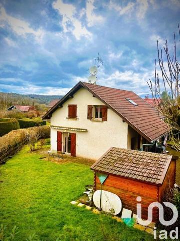 Maison 6 pièces de 120 m² à Oyonnax (01100)