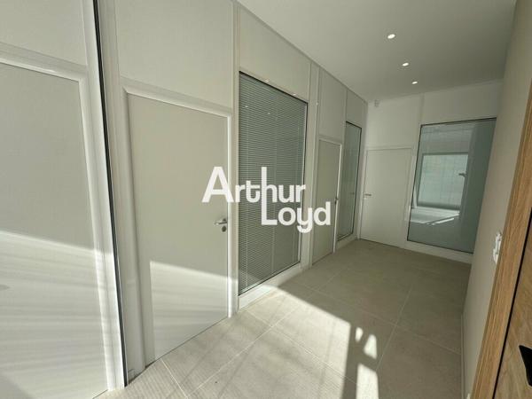 Location bureaux 85 m² divisibles dès 30 m² Sophia Antipolis