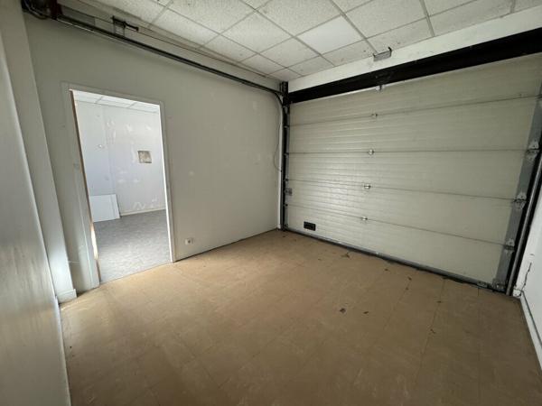 SAINT-AVERTIN LES GRANGES GALAND BUREAUX A LOUER 116 M² GARAGE ET PARKING ECHANGEUR A10