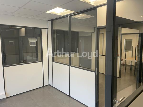 Bureaux à louer à Maubeuge emplacement privilégié parking inclus