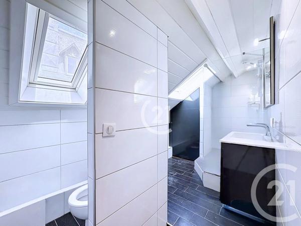 Appartement T1 à vendre  2 pièces - 100,90 m 2   BELFORT  - 90