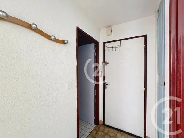 Appartement T1 à vendre  2 pièces - 100,90 m 2   BELFORT  - 90