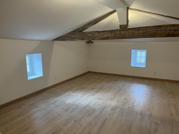 Maison à louer |  Ruffec |  3 pièces | 58 m²