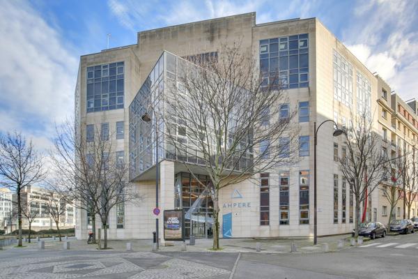 Bureaux à louer à Rueil-Malmaison avec parking et accès RER A