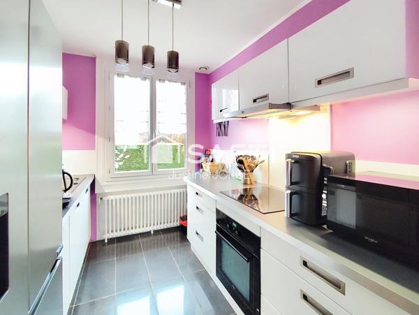 Maison idéalement située, Sainte Geneviève des Bois