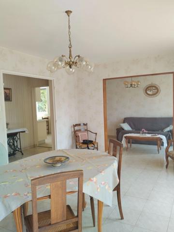 Appartement 125m² 3 chambres 2ème étage avec ascenseur exposition Sud salon très lumineux vue sur le parc immeuble rénové (26)