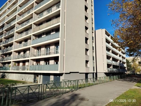 Appartement 125m² 3 chambres 2ème étage avec ascenseur exposition Sud salon très lumineux vue sur le parc immeuble rénové (26)