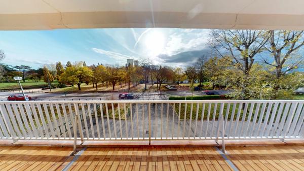 Appartement 125m² 3 chambres 2ème étage avec ascenseur exposition Sud salon très lumineux vue sur le parc immeuble rénové (26)