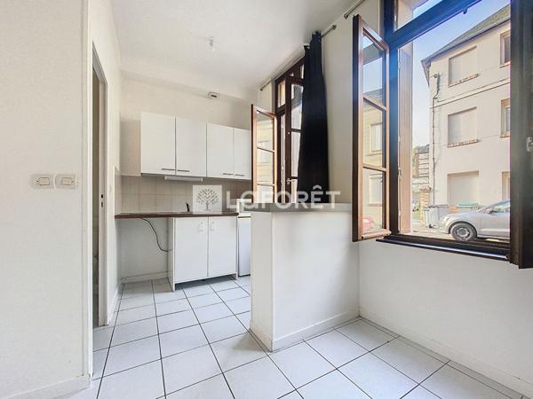 Location appartement Elbeuf - 1 pièce(s) - 18 m² - 315 €/mois