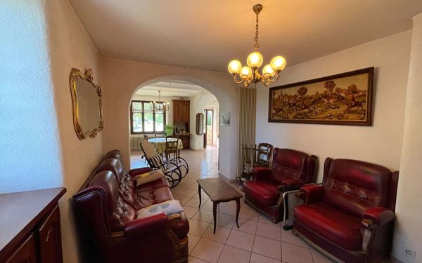 Maison à vendre    4 pièces •  Lablachère