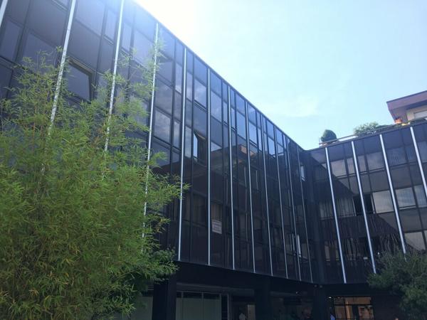 BUREAUX à VENDRE de 568.49 m²