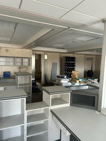 BUREAUX à VENDRE de 568.49 m²