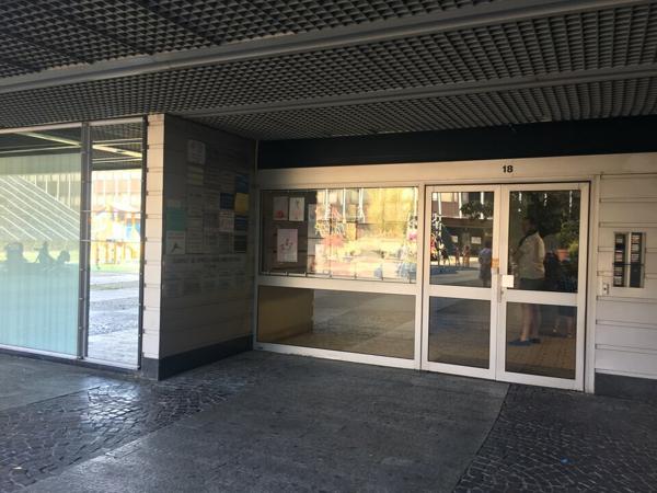 BUREAUX à VENDRE de 568.49 m²