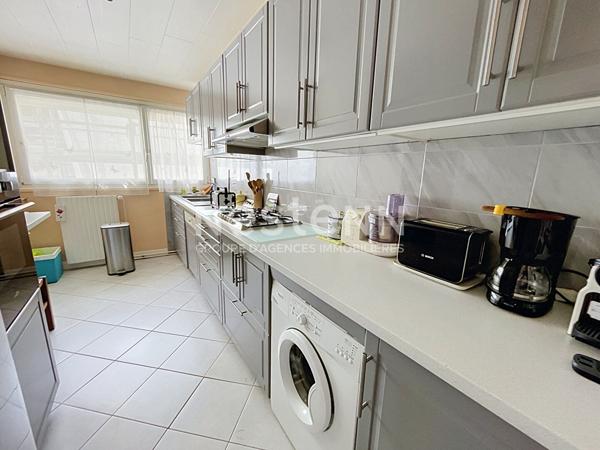 Appartement Plaisir 4 pièce(s) 79 m2