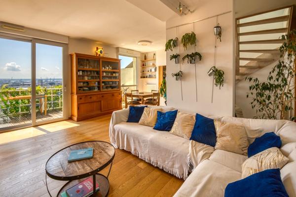 Charmante maison de ville avec garage, terrasses et vue panoramique