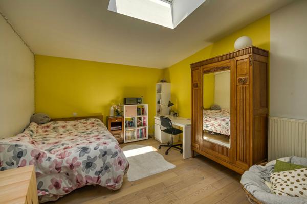 Charmante maison de ville avec garage, terrasses et vue panoramique