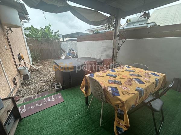 Vente Maison53 m² - 3 Pièces - SAINT PIERRE (97410)