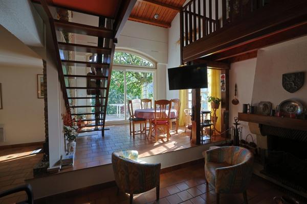 Maison à vendre 7 pièces THOIRETTE (39)