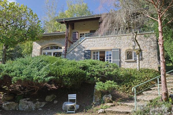 Maison à vendre 7 pièces THOIRETTE (39)