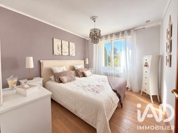 Maison à vendre 9 pièces 187 m² Santeny