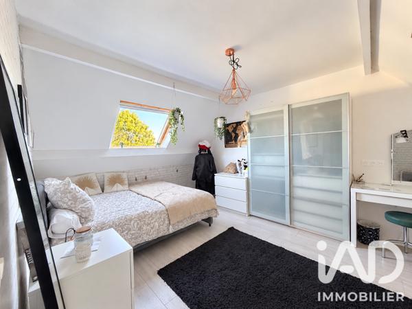 Maison à vendre 9 pièces 187 m² Santeny