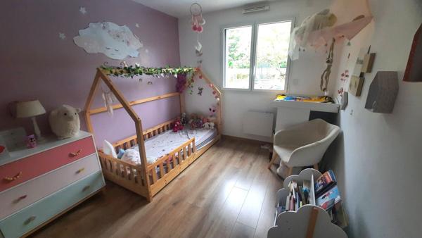 Exclusivité L'ADRESSE Tiercé, Maison de plain-pied contemporaine au coeur des commodités