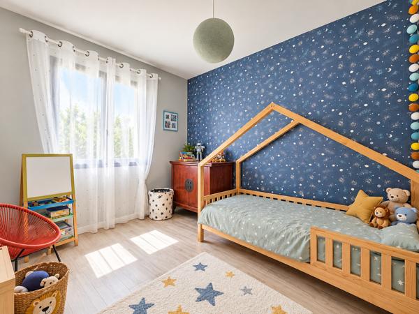 Maison
         5 pièces
        - 100 m² 279 900 € *