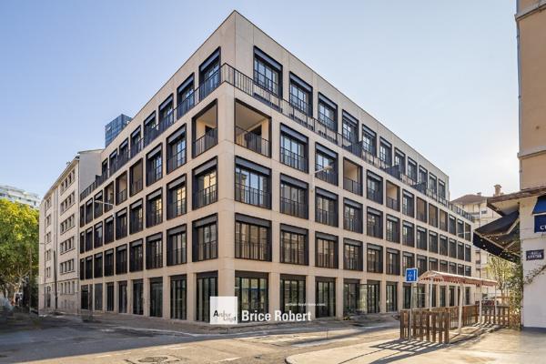 Bureaux neufs à louer à Lyon Part Dieu programme moderne et certifications