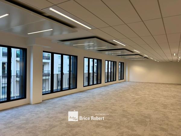 Bureaux neufs à louer à Lyon Part Dieu programme moderne et certifications