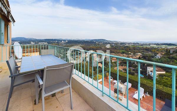 Maison à vendre    6 pièces •  Mandelieu-la-Napoule