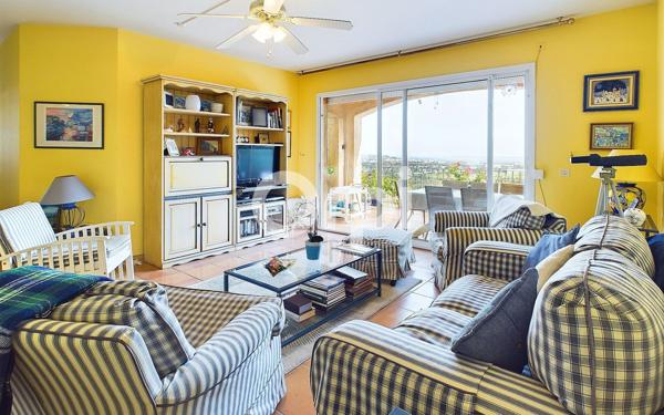 Maison à vendre    6 pièces •  Mandelieu-la-Napoule