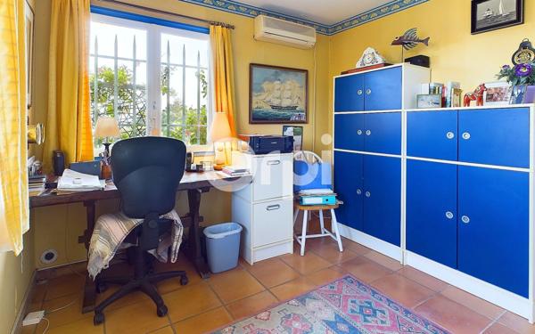 Maison à vendre    6 pièces •  Mandelieu-la-Napoule