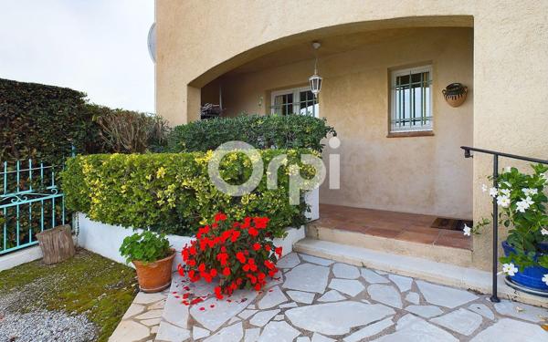 Maison à vendre    6 pièces •  Mandelieu-la-Napoule