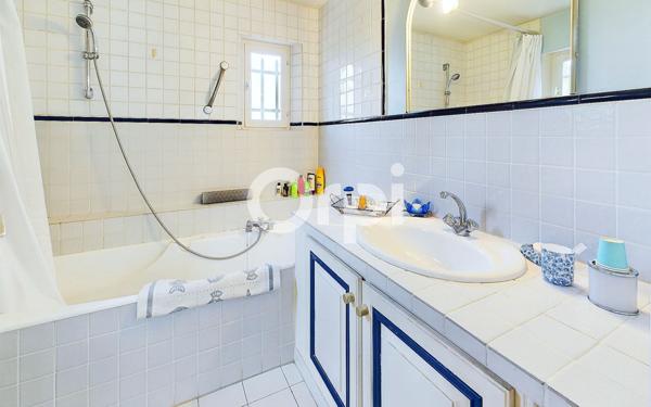 Maison à vendre    6 pièces •  Mandelieu-la-Napoule